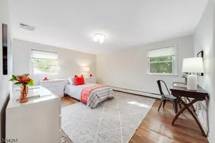 49 Country Club Ln, Springfield, NJ 07081 - Photo 24