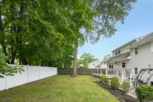 49 Country Club Ln, Springfield, NJ 07081 - Photo 32