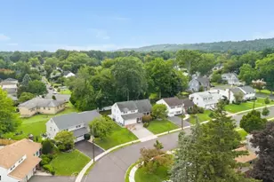 49 Country Club Ln, Springfield, NJ 07081 - Photo 34