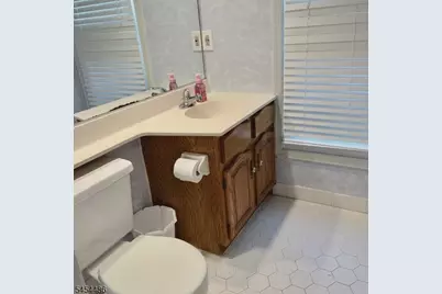 53 Woodledge Ct, Rockaway Township, NJ 07866 - Photo 6