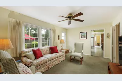 10 Canterbury Pl, Cranford Township, NJ 07016 - Photo 12