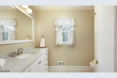 10 Canterbury Pl, Cranford Township, NJ 07016 - Photo 16