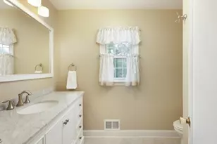 10 Canterbury Pl, Cranford Township, NJ 07016 - Photo 18