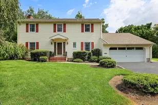 10 Canterbury Pl, Cranford Township, NJ 07016 - Photo 1