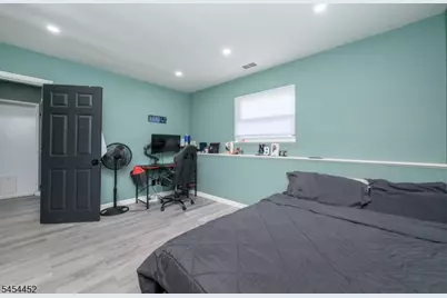 72 Lawrence Dr, Hackettstown, NJ 07840 - Photo 22