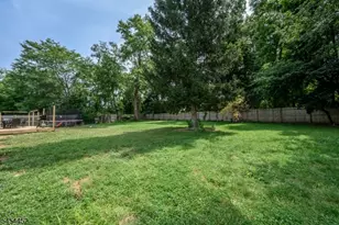 72 Lawrence Dr, Hackettstown, NJ 07840 - Photo 36