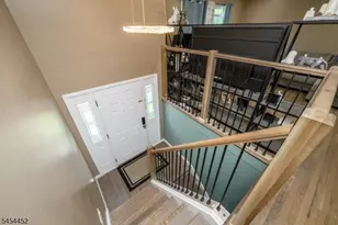 72 Lawrence Dr, Hackettstown, NJ 07840 - Photo 4