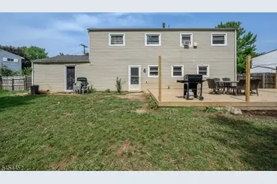 72 Lawrence Dr, Hackettstown, NJ 07840 - Photo 32