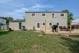 72 Lawrence Dr, Hackettstown, NJ 07840 - Photo 32