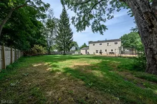72 Lawrence Dr, Hackettstown, NJ 07840 - Photo 34