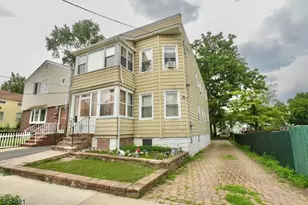 32 New St, Belleville, NJ 07109 - Photo 2