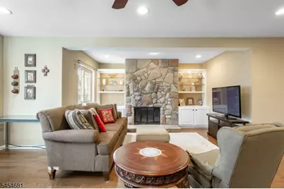 21D Foxwood Dr, Morris Plains, NJ 07950 - Photo 4