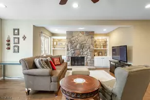 21 D Foxwood Dr, Morris Plains, NJ 07950 - Photo 4
