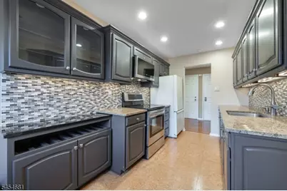 21D Foxwood Dr, Morris Plains, NJ 07950 - Photo 12