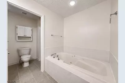 151 Prestwick Way, Edison Twp., NJ 08820 - Photo 18