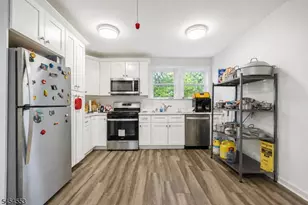52 Thomas St, Bloomfield, NJ 07003 - Photo 2