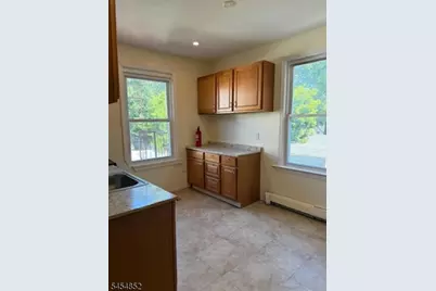 23 Washington Ter, East Orange, NJ 07017 - Photo 16