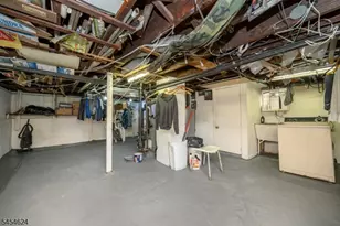862 Gibbons Ct, Elizabeth, NJ 07202 - Photo 24