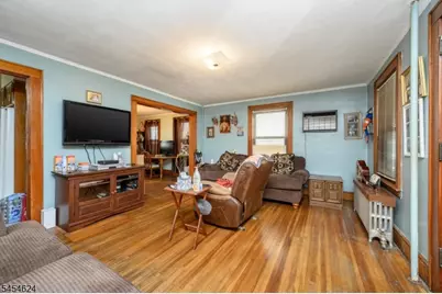 862 Gibbons Ct, Elizabeth, NJ 07202 - Photo 6