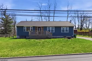 314 Greenwich St, Greenwich Township, NJ 08886 - Photo 2