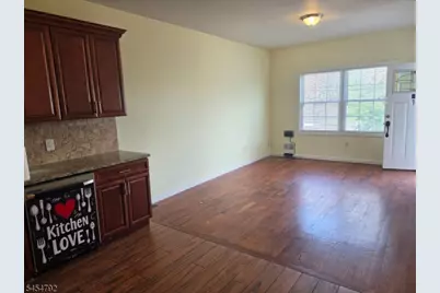 808 Livingston St, Elizabeth, NJ 07201 - Photo 10