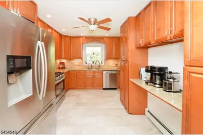 8-51 Henderson Blvd, Fair Lawn, NJ 07410 - Photo 10