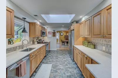 209 Turkey Hill Rd, Bethlehem Township, NJ 08802 - Photo 10