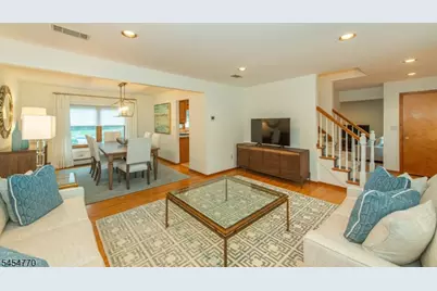 10 Earhart Dr, Roxbury Township, NJ 07876 - Photo 10