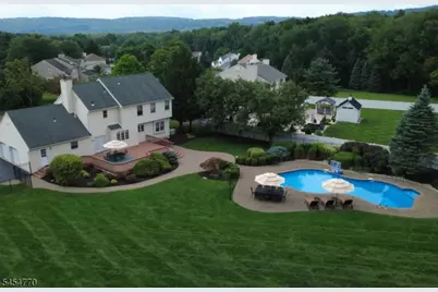 10 Earhart Dr, Roxbury Township, NJ 07876 - Photo 2