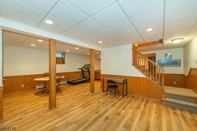 10 Earhart Dr, Roxbury Township, NJ 07876 - Photo 20