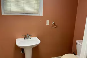 545 Freeman St, Lyndhurst Township, NJ 07071 - Photo 10