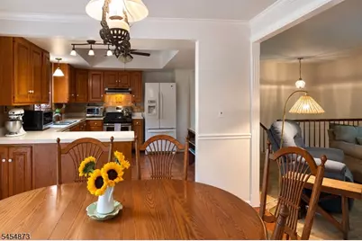 32 Gravel Hill Rd, Union Township, NJ 08802 - Photo 12