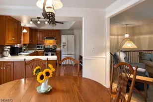 32 Gravel Hill Rd, Union Township, NJ 08802 - Photo 12