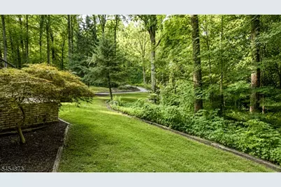 32 Gravel Hill Rd, Union Township, NJ 08802 - Photo 38