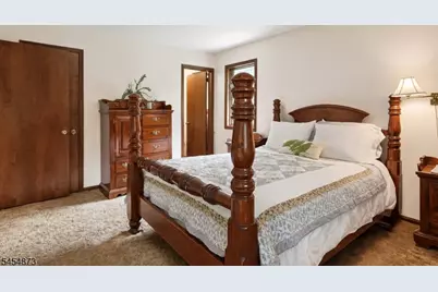 32 Gravel Hill Rd, Union Township, NJ 08802 - Photo 24