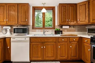 32 Gravel Hill Rd, Union Township, NJ 08802 - Photo 16