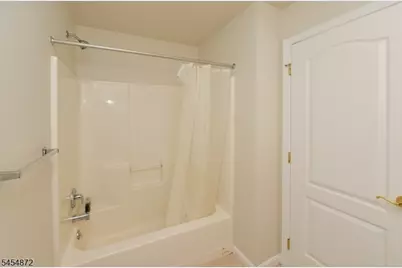 120 Chestnut St Unit B, Rutherford, NJ 07070 - Photo 26