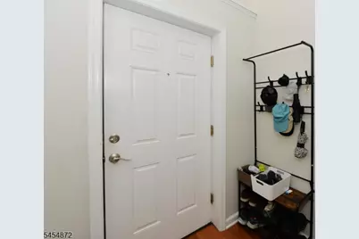 120 Chestnut St Unit B, Rutherford, NJ 07070 - Photo 8