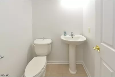 120 Chestnut St Unit B, Rutherford, NJ 07070 - Photo 6