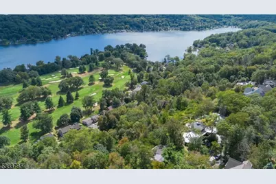 9 Golfview Ter, Sparta Township, NJ 07871 - Photo 12