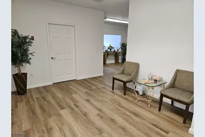 5 Walter E Foran Blvd, Raritan Township, NJ 08822 - Photo 2