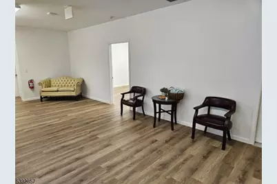 5 Walter E Foran Blvd, Raritan Township, NJ 08822 - Photo 8