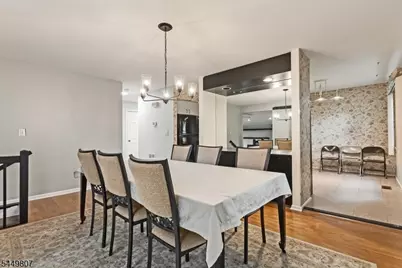 108 Saratoga Sq, Wayne Twp., NJ 07470 - Photo 6