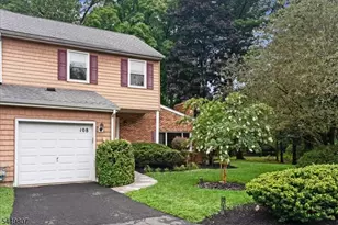 108 Saratoga Square, Wayne Twp., NJ 07470 - Photo 1