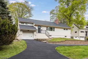 62 Elmwood Terrace, Wayne, NJ 07470 - Photo 2