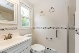62 Elmwood Terrace, Wayne, NJ 07470 - Photo 18