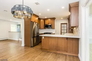 62 Elmwood Terrace, Wayne, NJ 07470 - Photo 8