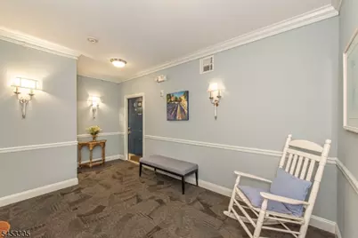 7 Cliff Rd #D2, Woodland Park, NJ 07424 - Photo 4