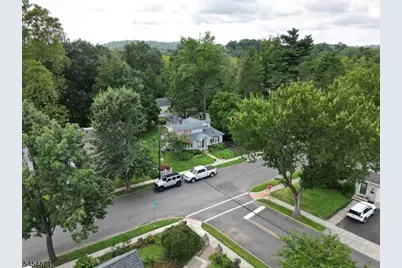 45 Brook St, Springfield, NJ 07081 - Photo 2