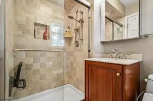18 Holly Dr, Roxbury Township, NJ 07876 - Photo 36